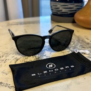 Blenders Legend bound polarized sunglasses